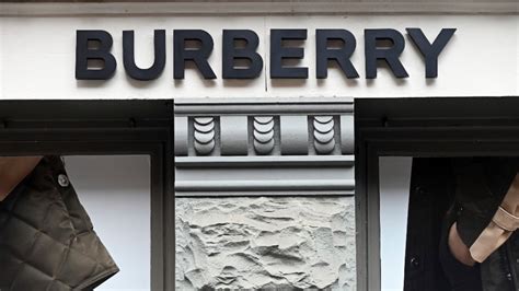 burberry arrest|2 charged for stealing $30K of goods from Louis Vuitton, Burberry .